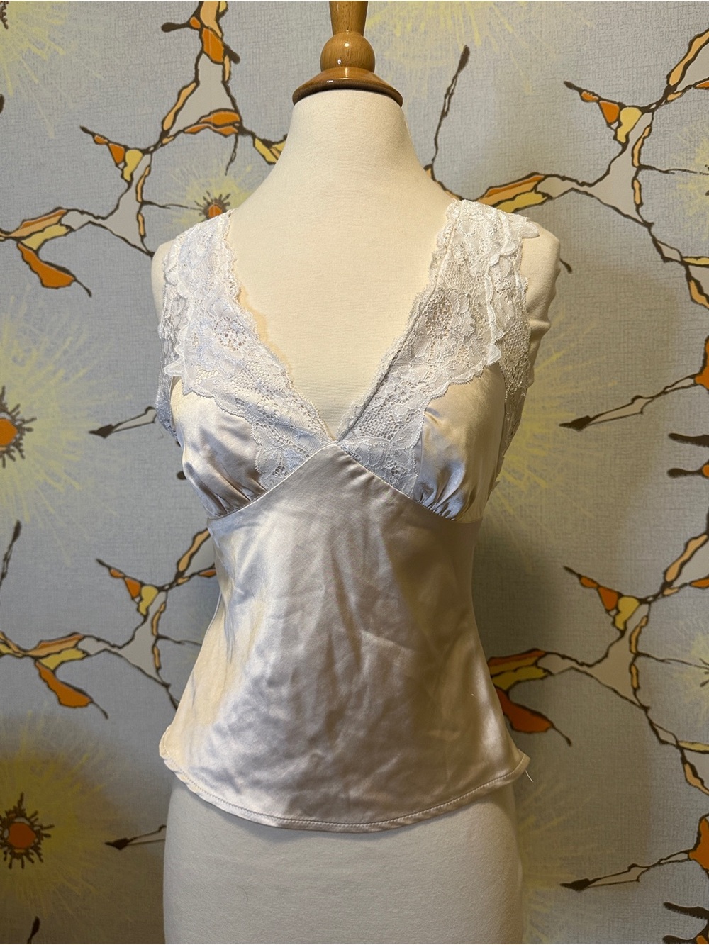Lulu's White Satin Lace-Trim Camisole